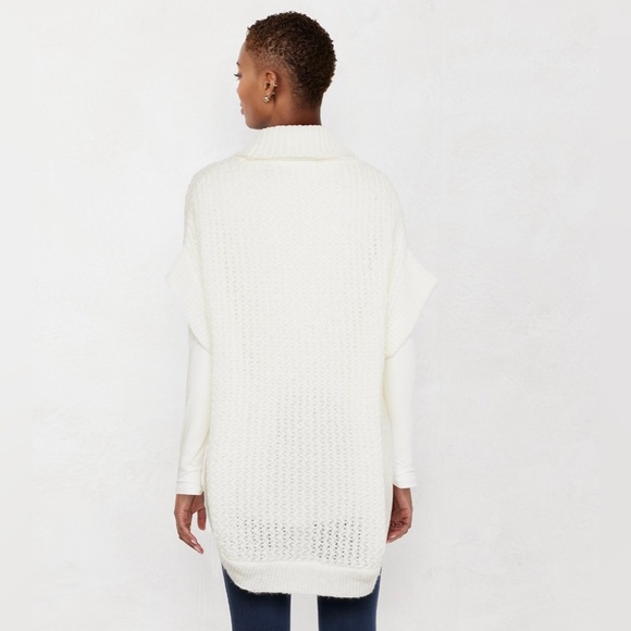 NWT LC Lauren Conrad Slouchy Turtleneck Knit Poncho OS - Picture 2 of 7